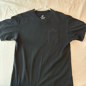 Nike Men's black Short Sleeve embroidered pocket tee